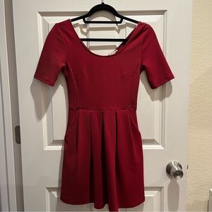 Lush burgundy short sleeve mini dress